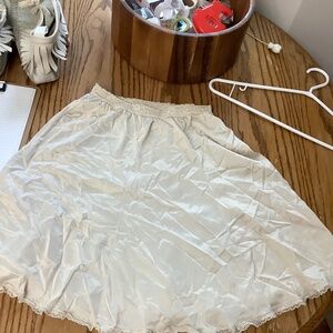 Vtg French maid Sz small slip